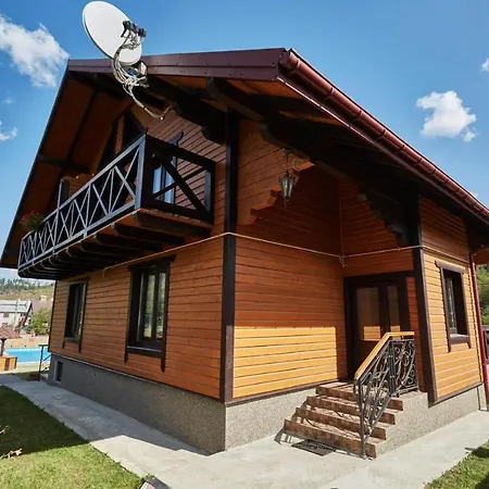у кіри Villa *